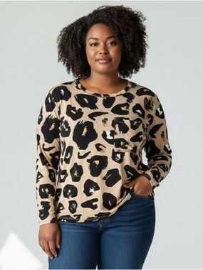 Mud Pie Beige and Black Leopard Print Long Sleeve Pocket Tee Size Large